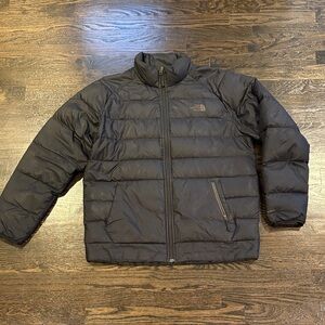 The North Face Men's Dark Puffer Jacket